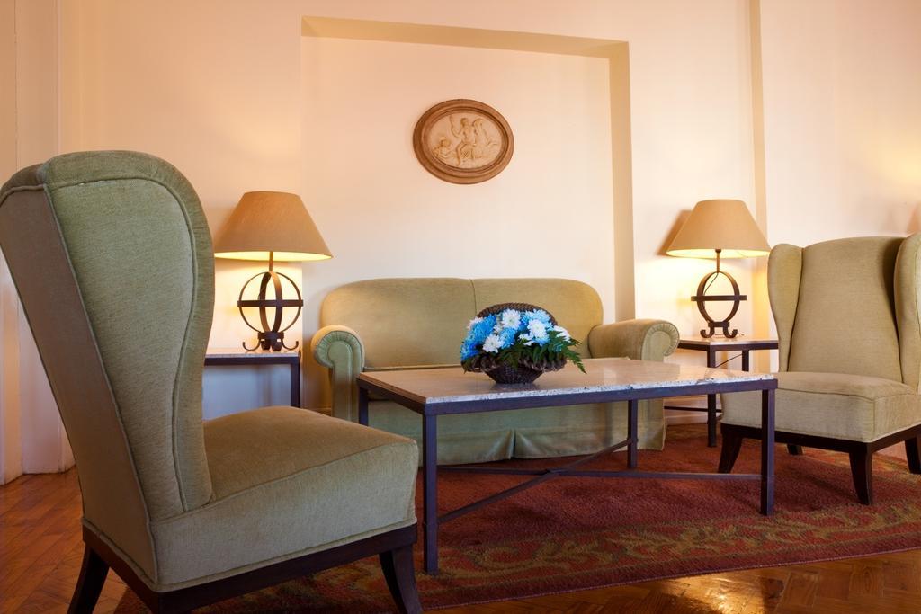 מונפורטיניו O Hotel Astoria מראה חיצוני תמונה
